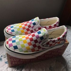 VANS CLASSIC SLIP-ONS RAINBOW CHECKERBOARD